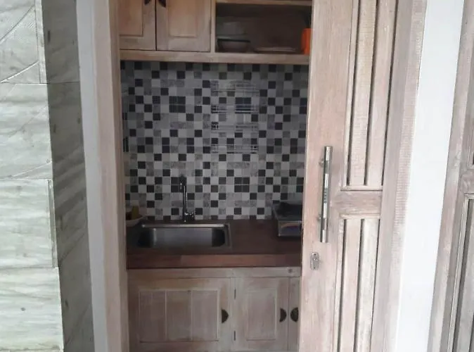 Uma Caming & Gym بيت ضيافة 4*